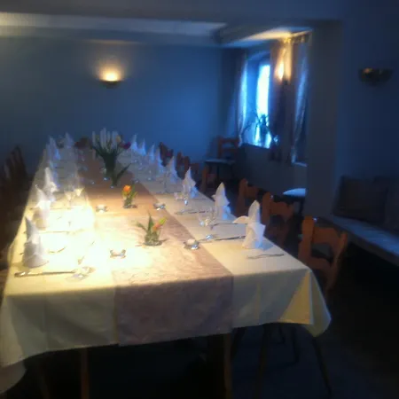 Отель Restaurant Koehle 3*