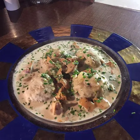 Отель Restaurant Koehle 3*